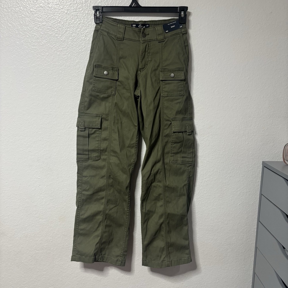 NWT Hollister Low Rise Baggy Cargo Pants Size 000r/23r Olive Green Wide Leg